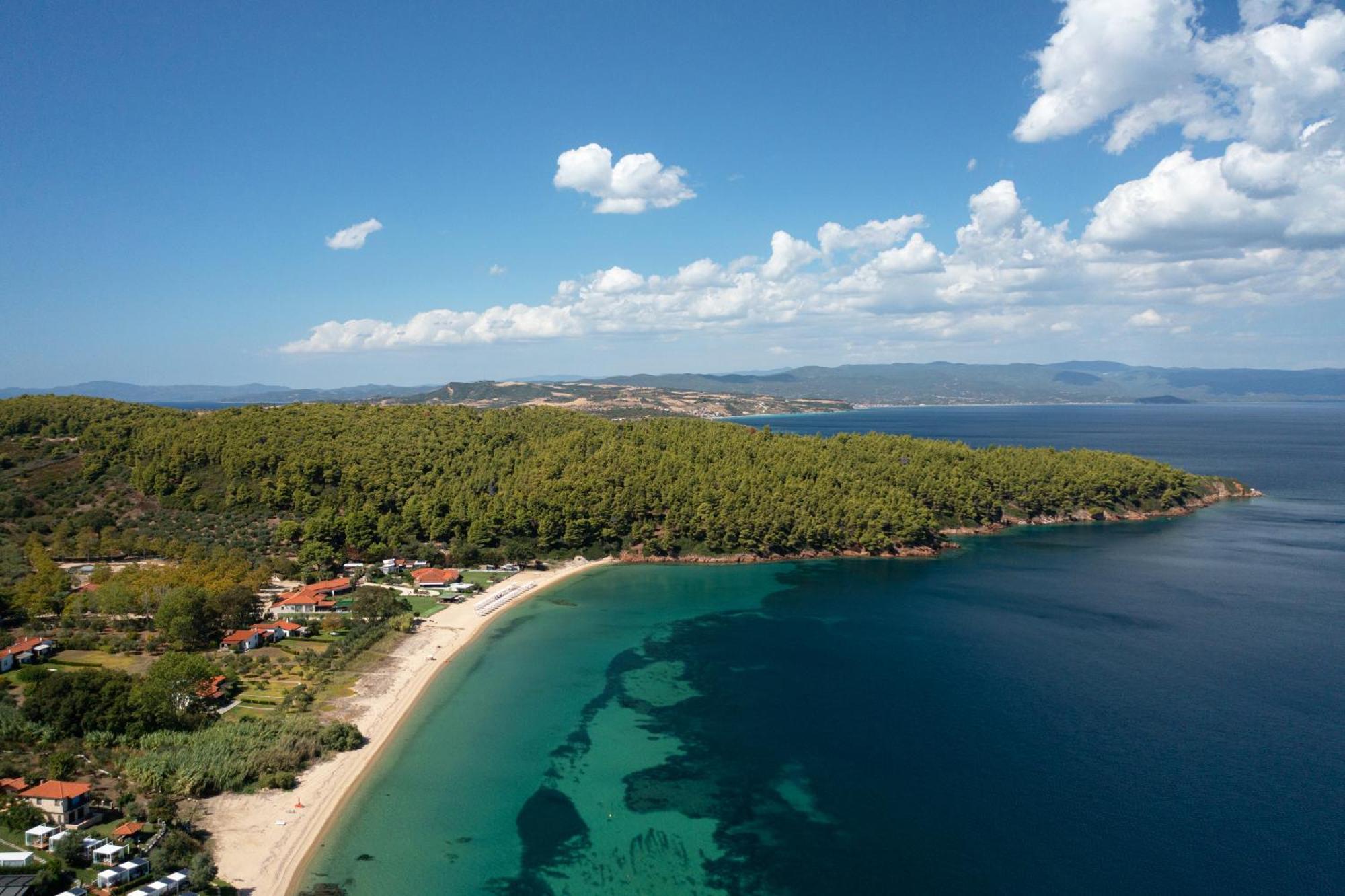 Komitsa Luxury Apartments Nea Roda Exteriér fotografie